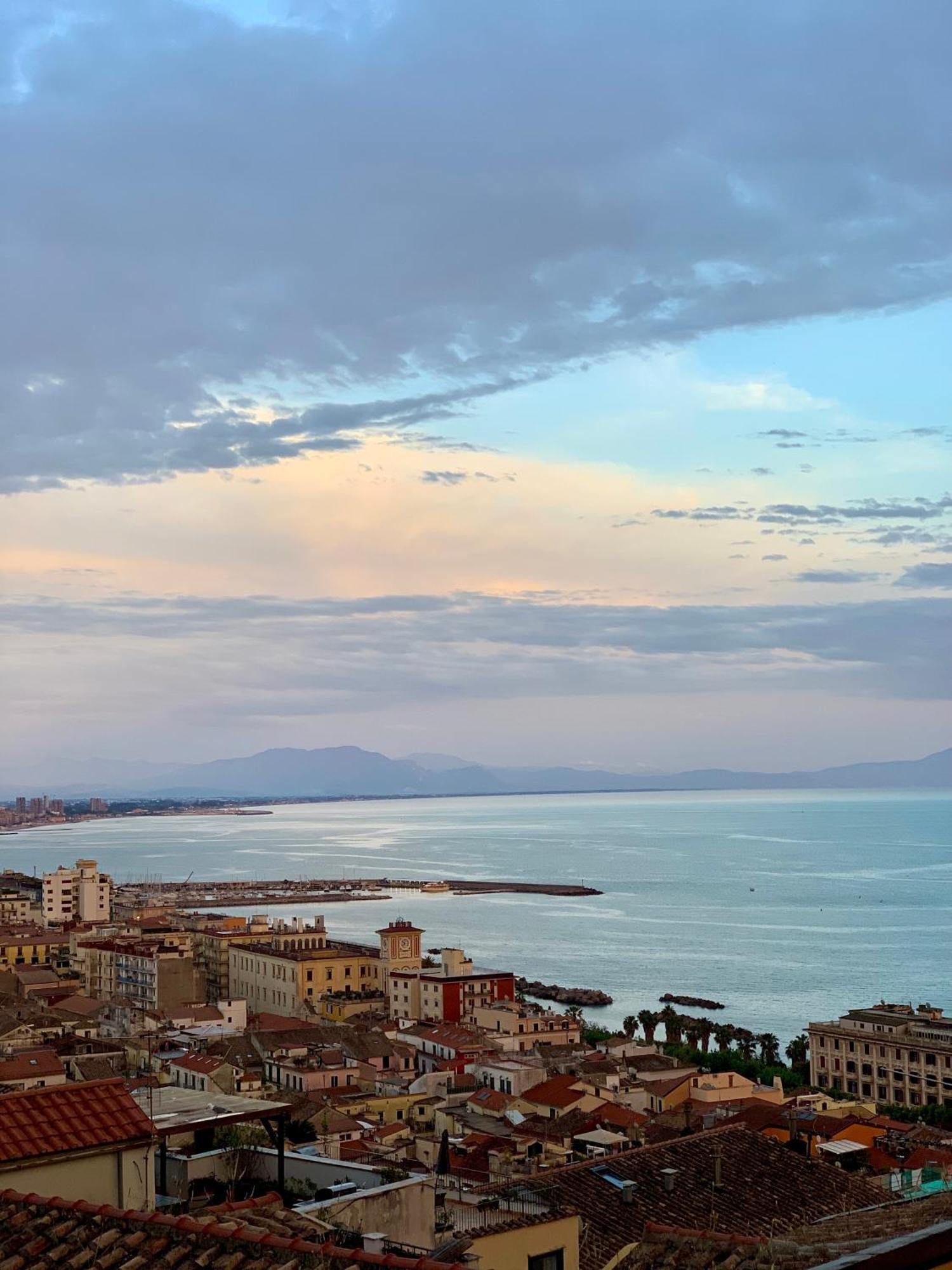 Residenza D'Artista Al Conservatorio Salerno Zewnętrze zdjęcie